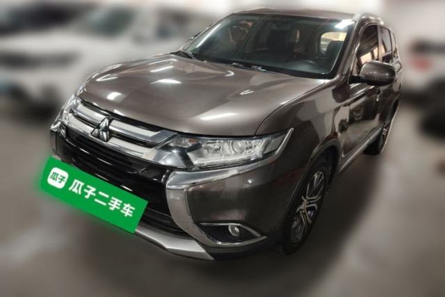 Used Mitsubishi Outlander 2018 2.0L Two-Wheel-Drive Jiale Edition 7-Seater