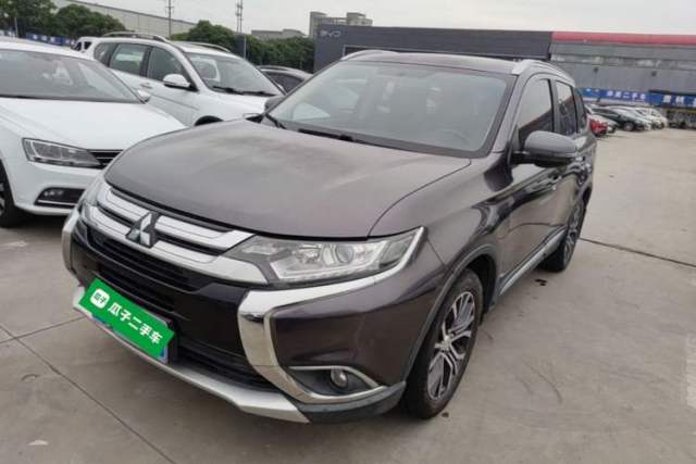 Used Mitsubishi Outlander 2018 2.0L Two-Wheel Drive Glory Edition 5 Seats