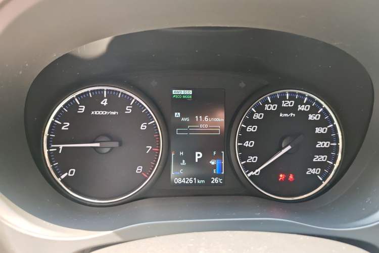 Used Mitsubishi Outlander 2018 2.4L 4x4 Elite Edition 5 Seats Instrument Cluster