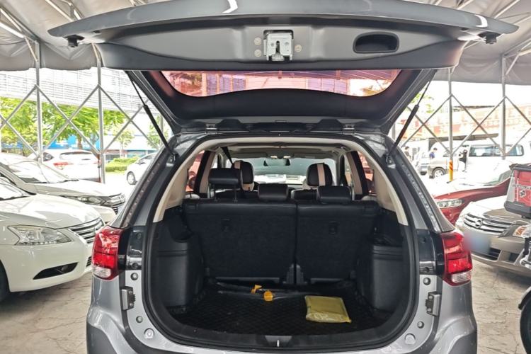 Used Mitsubishi Outlander 2018 2.0L Two-Wheel Drive Glory Edition 5 Seats Trunk
