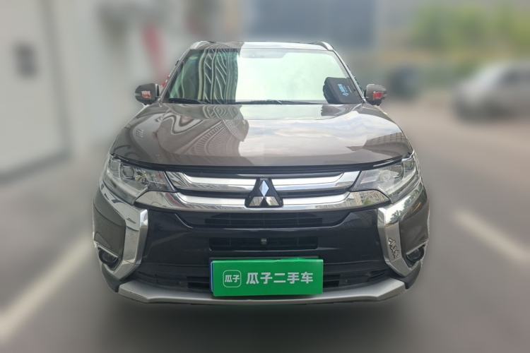 Used Mitsubishi Outlander 2018 2.4L 4x4 Elite Edition 5 Seats Front