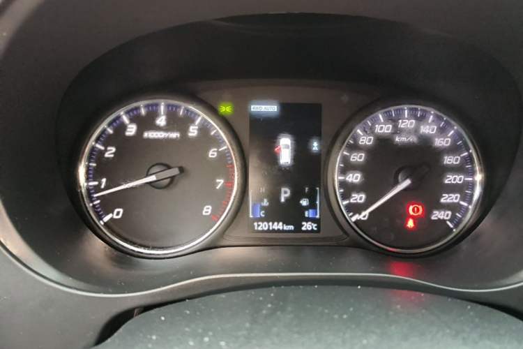 Used Mitsubishi Outlander 2018 2.4L 4x4 Elite Edition 5 Seats Odometer Close Up