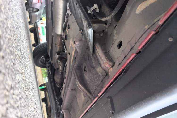Used Mitsubishi Outlander 2018 2.4L 4x4 Elite Edition 5 Seats Chassis Rear Right