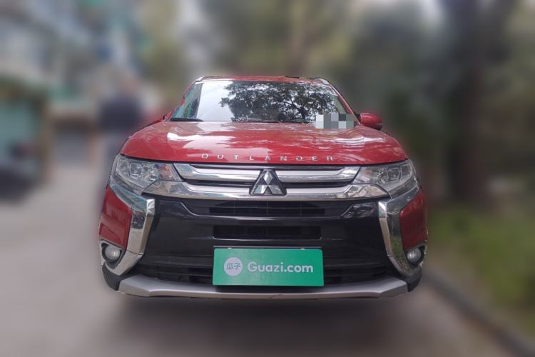 Used Mitsubishi Outlander 2018 2.4L 4x4 Elite Edition 5 Seats Front