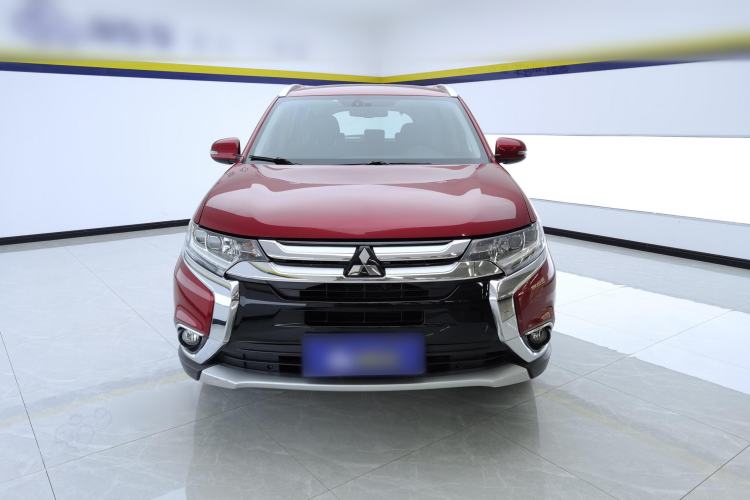 Used Mitsubishi Outlander 2018 2.4L 4x4 Elite Edition 5 Seats Front