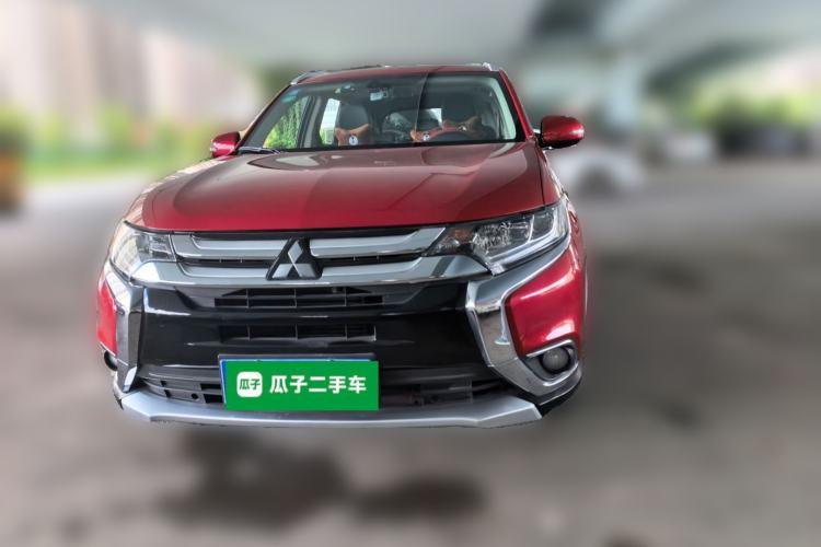 Used Mitsubishi Outlander 2018 2.4L 4x4 Elite Edition 5 Seats Front