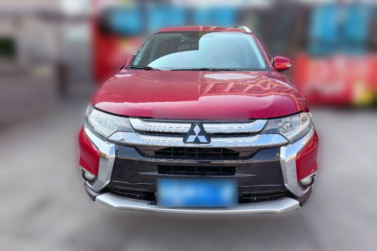 Used Mitsubishi Outlander 2018 2.4L 4x4 Elite Edition 5 Seats Front
