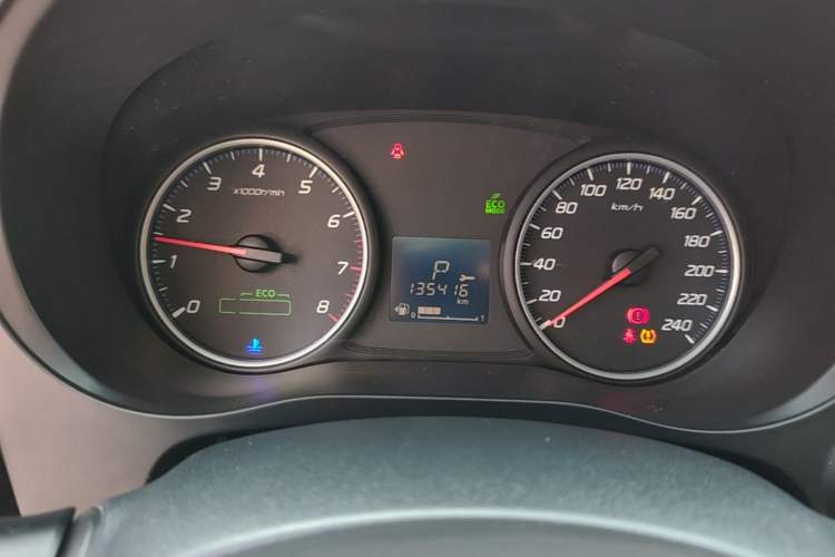 Used Mitsubishi Outlander 2018 2.0L Two-Wheel Drive Glory Edition 5 Seats Instrument Cluster