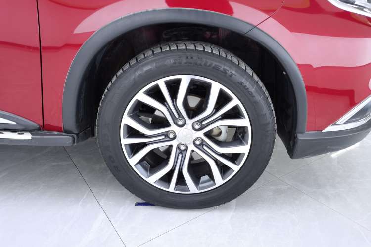 Used Mitsubishi Outlander 2018 2.4L 4x4 Elite Edition 5 Seats Left Rear Wheel Hub