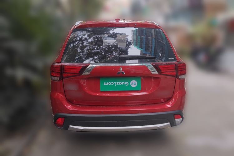 Used Mitsubishi Outlander 2018 2.4L 4x4 Elite Edition 5 Seats Rear