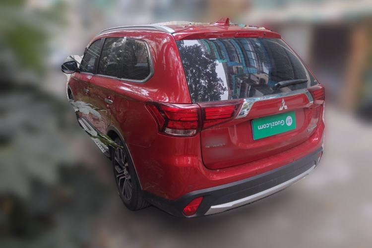 Used Mitsubishi Outlander 2018 2.4L 4x4 Elite Edition 5 Seats Rear Left 45 Deg