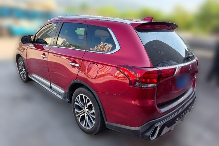 Used Mitsubishi Outlander 2018 2.4L 4x4 Elite Edition 5 Seats Rear Left 45 Deg