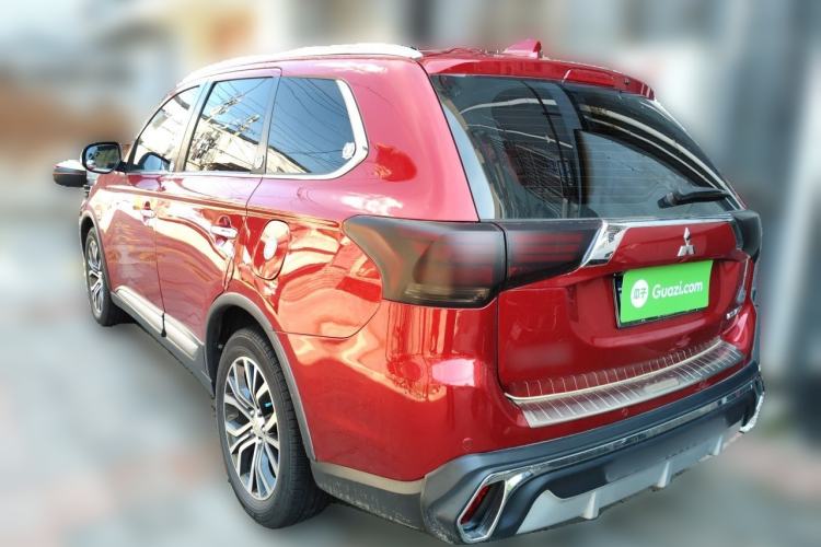 Used Mitsubishi Outlander 2018 2.4L 4x4 Elite Edition 5 Seats Rear Left 45 Deg