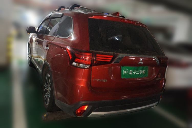Used Mitsubishi Outlander 2018 2.4L 4x4 Elite Edition 5 Seats Rear