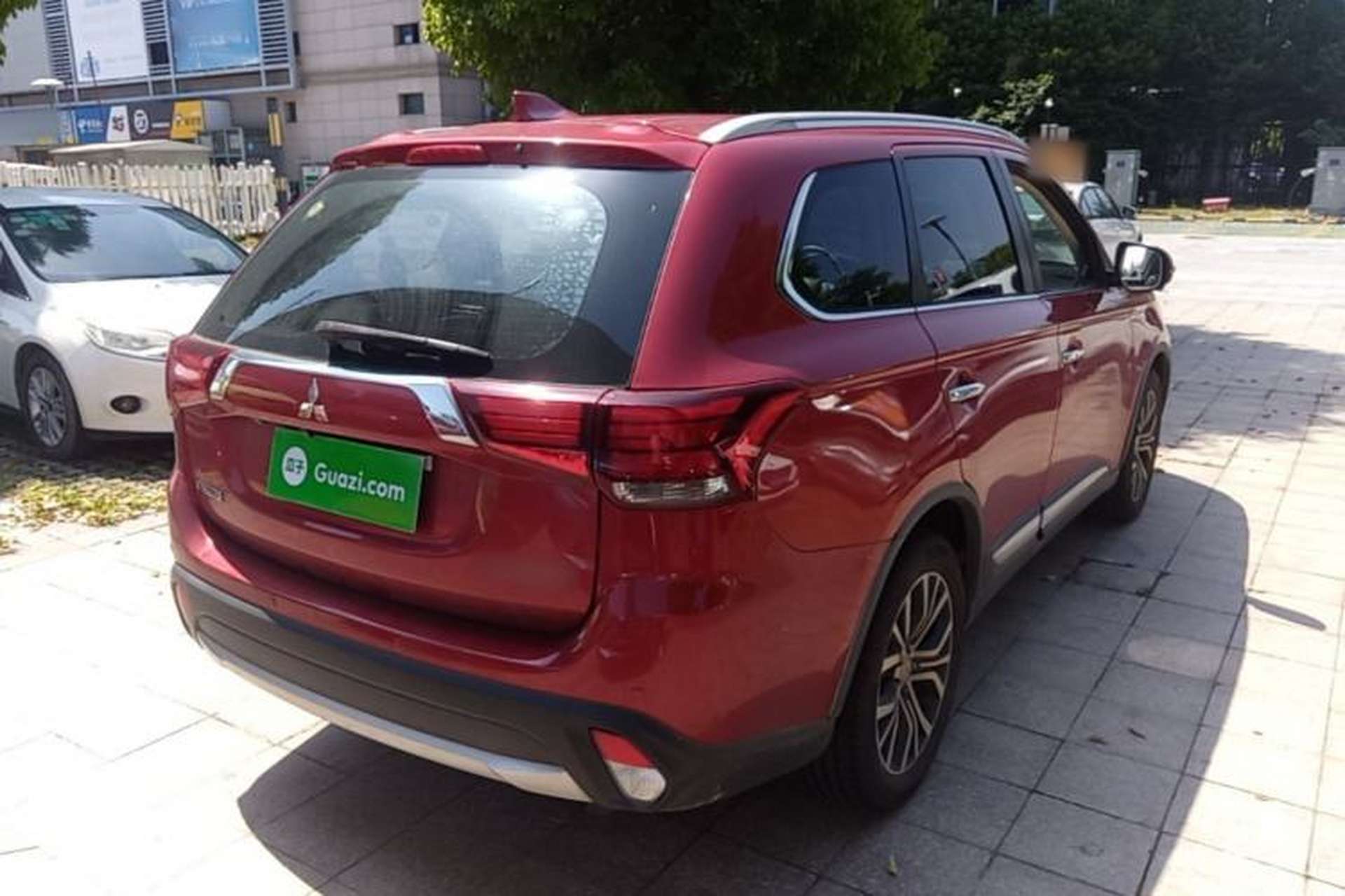 Used Mitsubishi Outlander 2018 2.4L 4x4 Elite Edition 5 Seats Rear Right 45 Deg