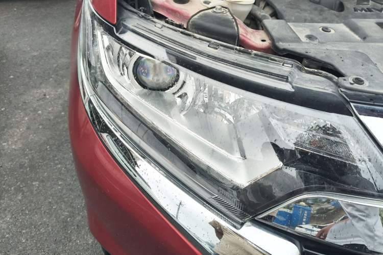 Used Mitsubishi Outlander 2018 2.0L Two-Wheel Drive Glory Edition 5 Seats Right Front Headlight