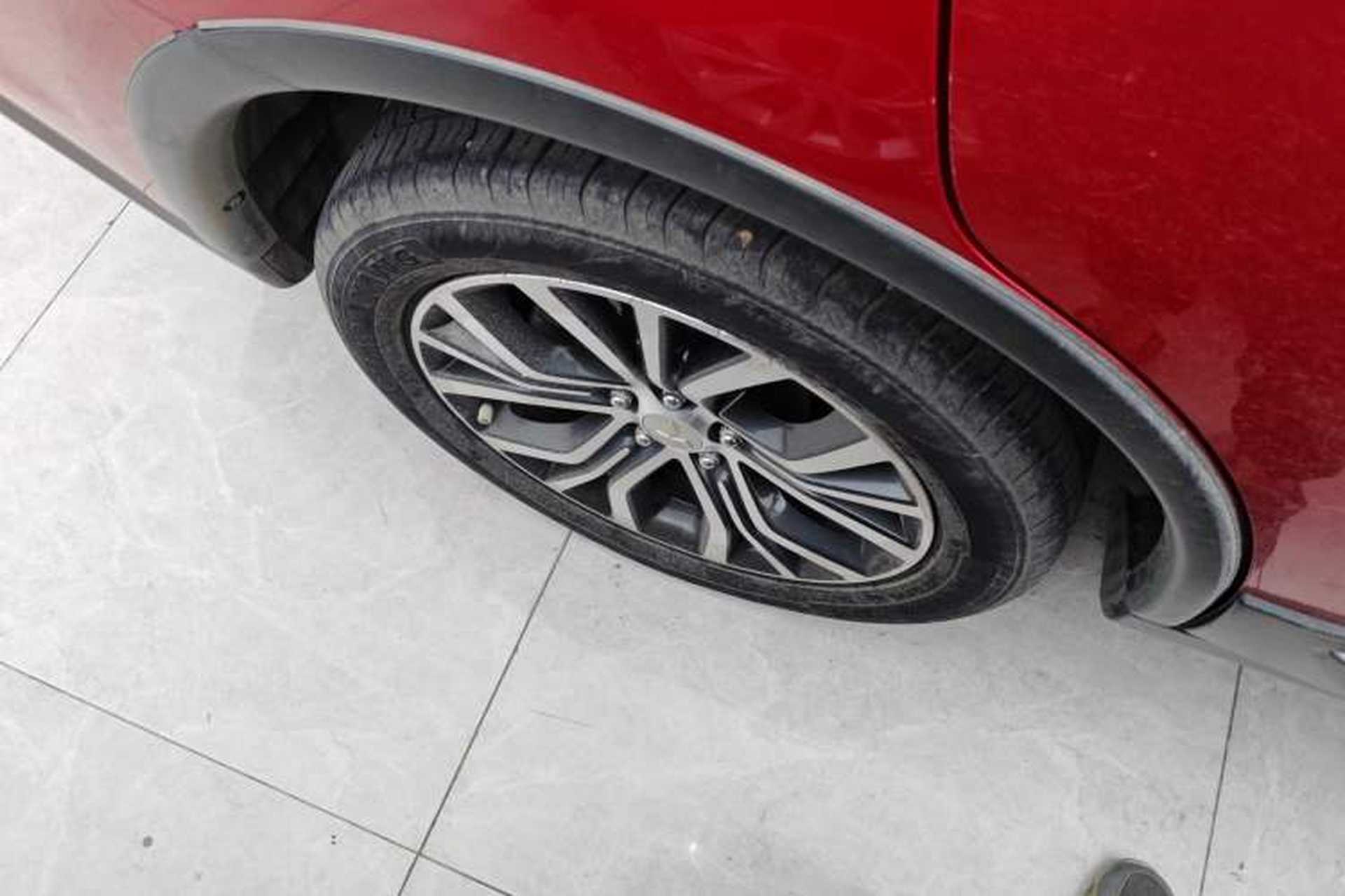 Used Mitsubishi Outlander 2018 2.0L Two-Wheel Drive Glory Edition 5 Seats Right Rear Wheel Hub