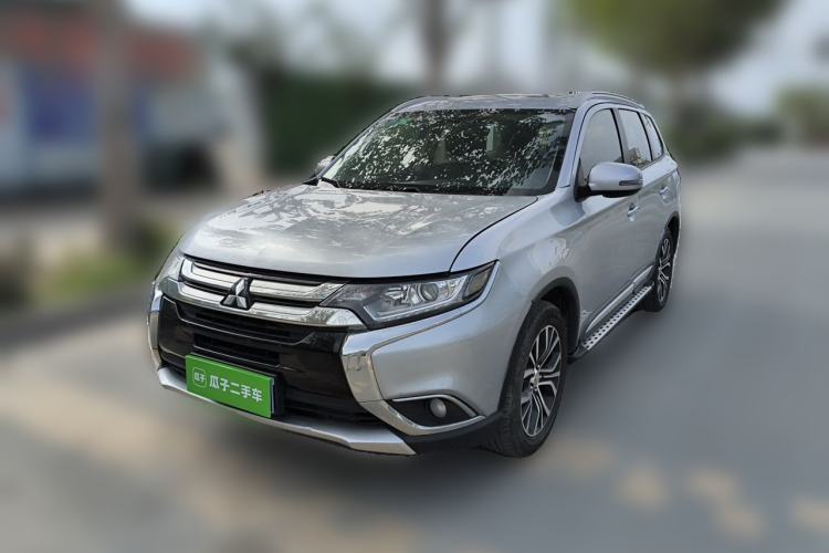 Used Mitsubishi Outlander 2018 2.0L Two-Wheel Drive Glory Edition 5 Seats Guazi used car, China used car export, Used car for sale, Used Mitsubishi cars, Cheapest cars for sale