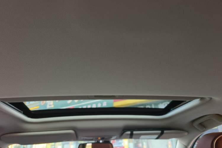 Used Mitsubishi Outlander 2018 2.4L 4x4 Elite Edition 5 Seats Headliner