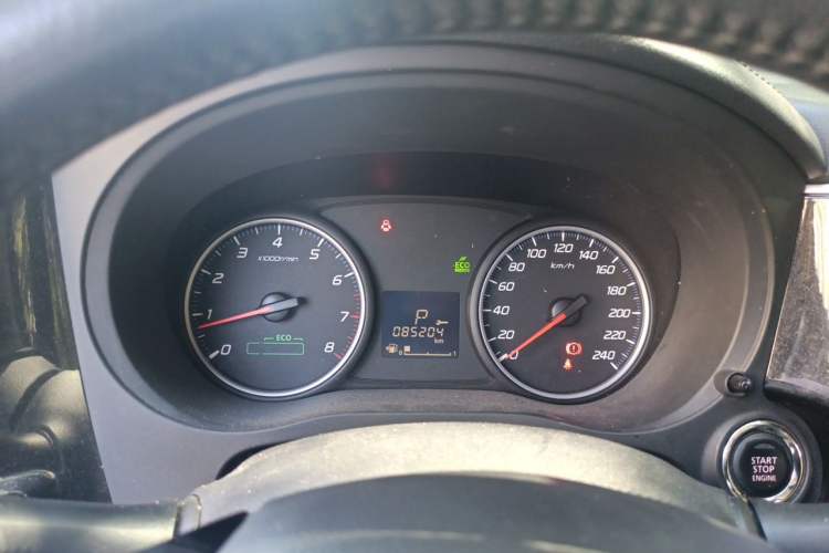 Used Mitsubishi Outlander 2018 2.0L Two-Wheel Drive Glory Edition 5 Seats Instrument Cluster
