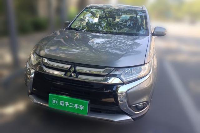 Used Mitsubishi Outlander 2018 2.0L Two-Wheel Drive Glory Edition 5 Seats