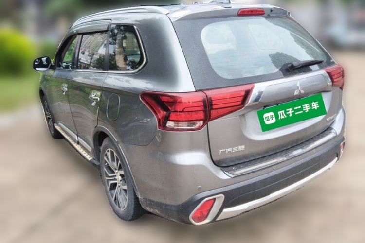 Used Mitsubishi Outlander 2018 2.4L 4x4 Elite Edition 5 Seats Rear Left 45 Deg