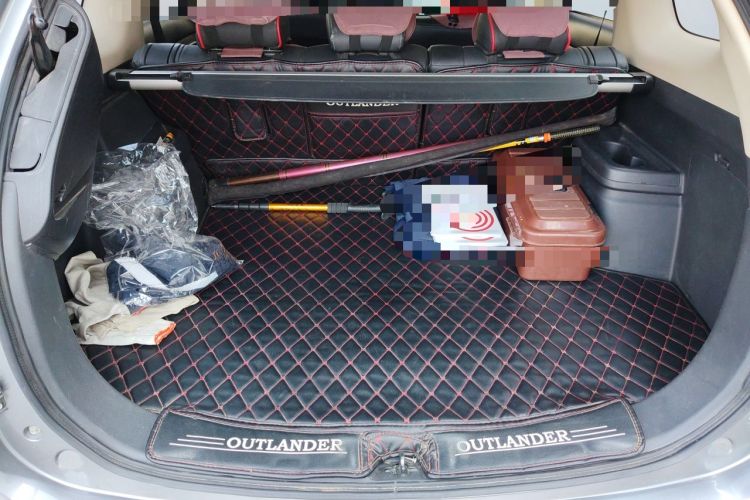 Used Mitsubishi Outlander 2018 2.4L 4x4 Elite Edition 5 Seats Trunk