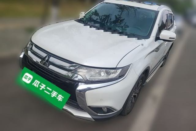 Used Mitsubishi Outlander 2018 2.0L Two-Wheel Drive Glory Edition 5 Seats