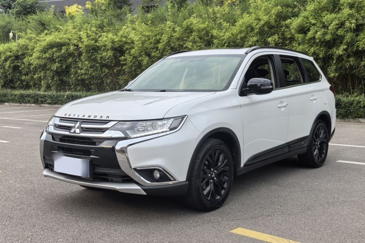 Used Mitsubishi Outlander 2018 2.0L Two-Wheel Drive Glory Edition 5 Seats Guazi used car, China used car export, Used car for sale, Used  cars, Cheapest cars for sale