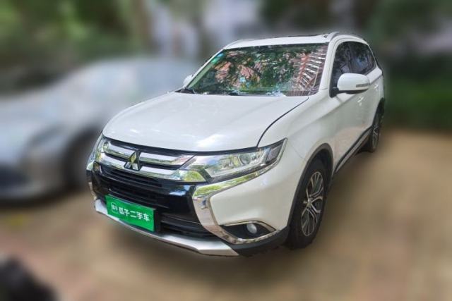 Used Mitsubishi Outlander 2018 2.0L Two-Wheel Drive Glory Edition 5 Seats