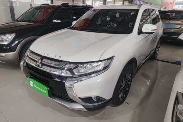 Used Mitsubishi Outlander 2018 2.0L Two-Wheel Drive Glory Edition 5 Seats