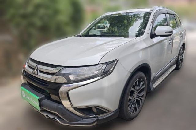 Used Mitsubishi Outlander 2018 2.0L Two-Wheel Drive Glory Edition 5 Seats