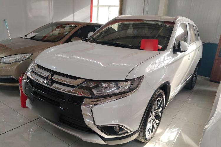 Used Mitsubishi Outlander 2018 2.0L Two-Wheel Drive Glory Edition 5 Seats Guazi used car, China used car export, Used car for sale, Used  cars, Cheapest cars for sale