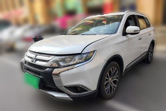 Used Mitsubishi Outlander 2018 2.4L 4x4 Luxury Edition 7-Seater