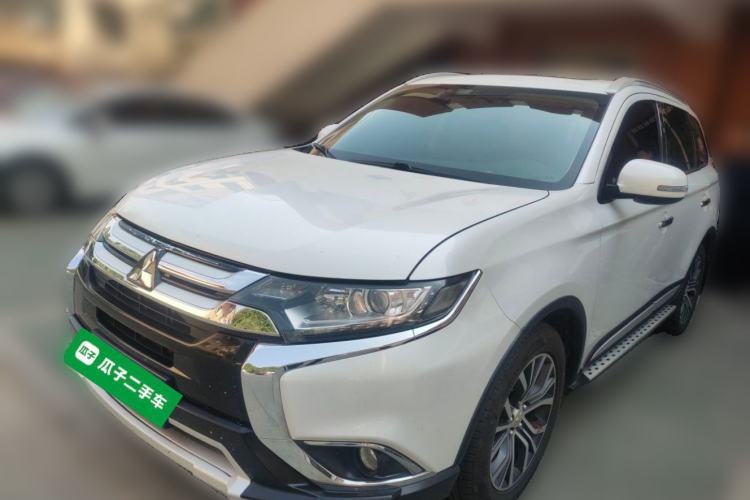 Used Mitsubishi Outlander 2018 2.0L Two-Wheel Drive Glory Edition 5 Seats Guazi used car, China used car export, Used car for sale, Used  cars, Cheapest cars for sale