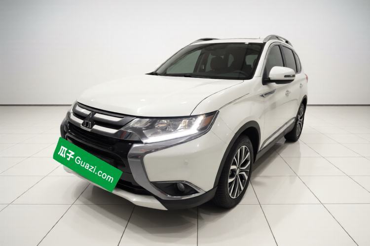 Mitsubishi Outlander 2018 2.4L 4x4 Luxury Edition 7-Seater de segunda mano Guazi used car, China used car export, Used car for sale, Used  cars, Cheapest cars for sale
