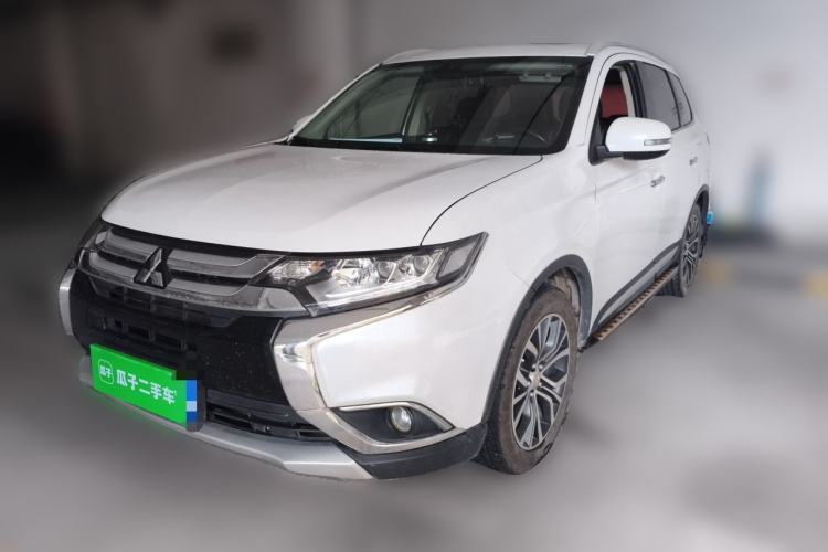 Mitsubishi Outlander 2018 2.4L 4x4 Elite Edition 5 Seats d’occasion Guazi used car, China used car export, Used car for sale, Used cars, Cheapest cars for sale