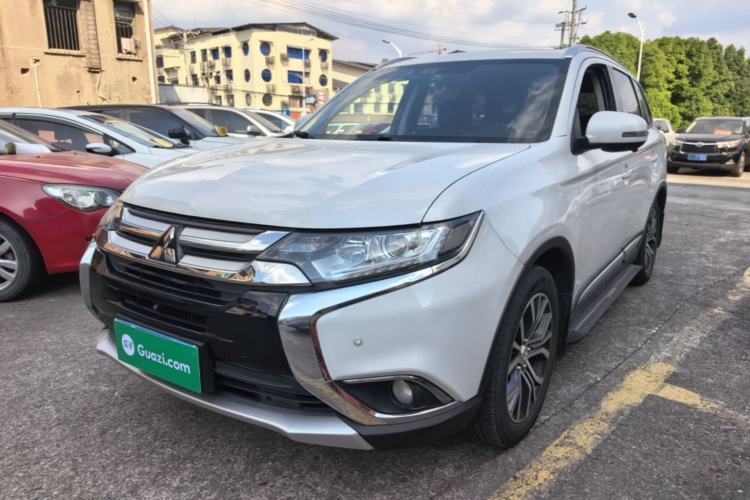 Mitsubishi Outlander 2018 2.0L Two-Wheel-Drive Jiale Edition 7-Seater usata Guazi used car, China used car export, Used car for sale, Used cars, Cheapest cars for sale