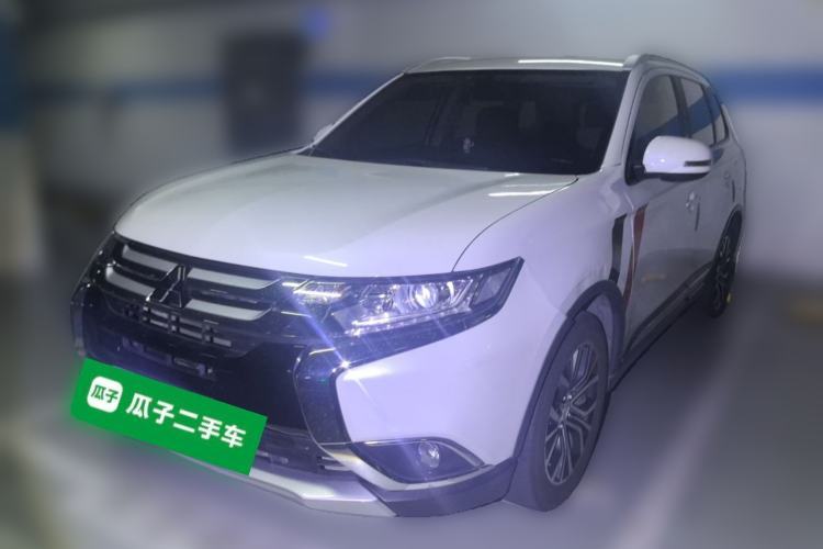Used Mitsubishi Outlander 2018 2.0L Two-Wheel Drive Glory Edition 5 Seats Guazi used car, China used car export, Used car for sale, Used cars, Cheapest cars for sale
