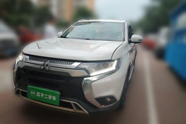 Used Mitsubishi Outlander 2018 2.0L Two-Wheel Drive Glory Edition 5 Seats