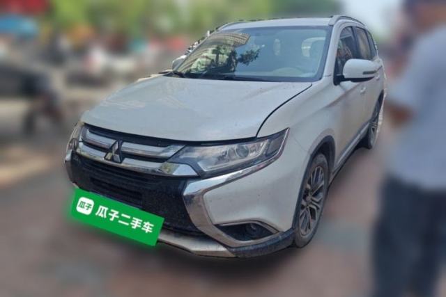 Used Mitsubishi Outlander 2018 2.0L Two-Wheel Drive Glory Edition 5 Seats