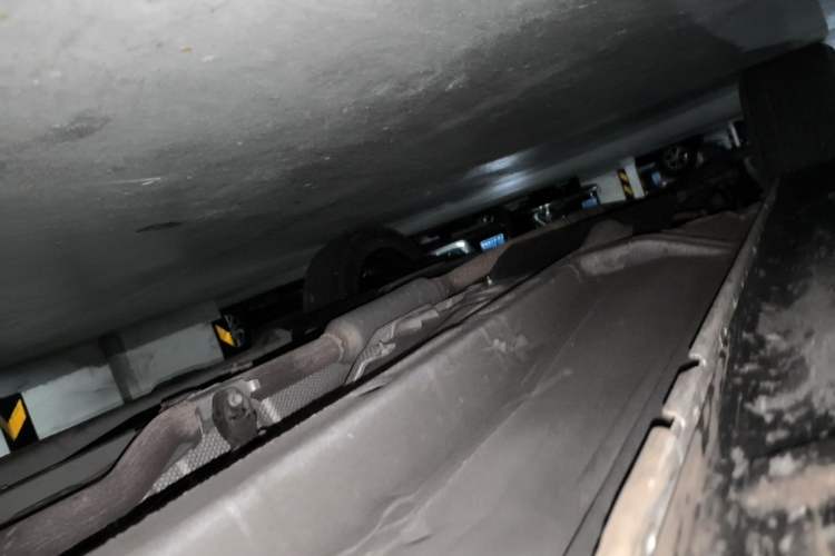 Used Mitsubishi Outlander 2018 2.0L Two-Wheel-Drive Jiale Edition 7-Seater Chassis Front Right