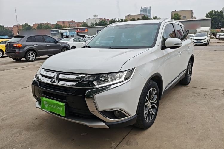 Used Mitsubishi Outlander 2018 2.0L Two-Wheel Drive Glory Edition 5 Seats Guazi used car, China used car export, Used car for sale, Used cars, Cheapest cars for sale