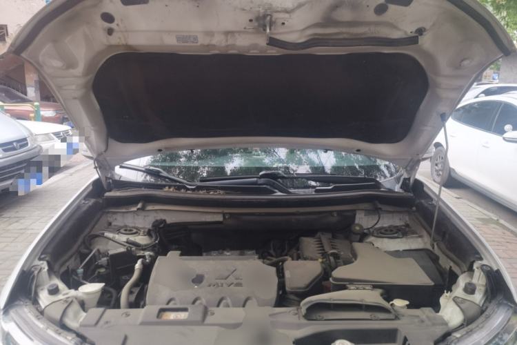 Used Mitsubishi Outlander 2018 2.0L Two-Wheel Drive Glory Edition 5 Seats Engine Bay