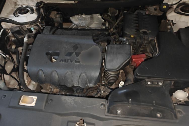 Used Mitsubishi Outlander 2018 2.4L 4x4 Elite Edition 5 Seats Engine Bay