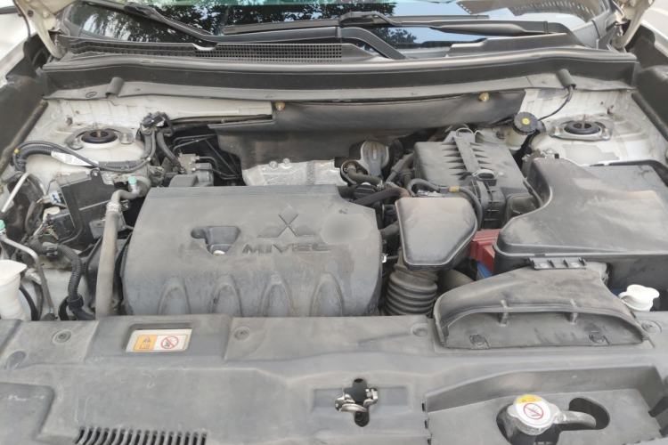 Used Mitsubishi Outlander 2018 2.4L 4x4 Elite Edition 5 Seats Engine Bay