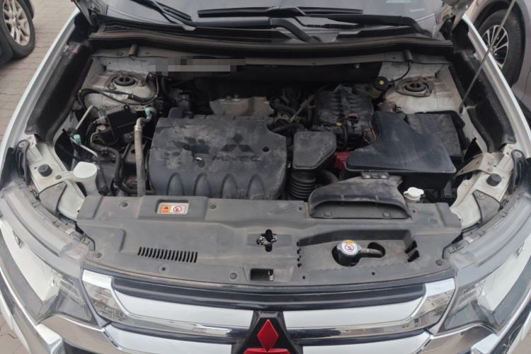 Used Mitsubishi Outlander 2018 2.4L 4x4 Prestige Edition 7 Seats Engine Bay