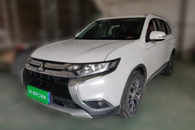Used Mitsubishi Outlander 2018 2.0L Two-Wheel Drive Glory Edition 5 Seats