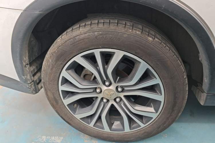 Used Mitsubishi Outlander 2018 2.0L Two-Wheel Drive Glory Edition 5 Seats Exterior 5