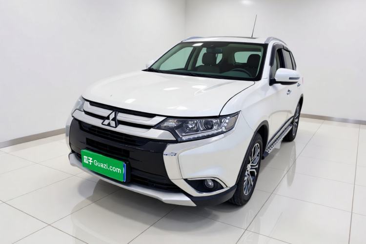 Used Mitsubishi Outlander 2018 2.0L Two-Wheel Drive Glory Edition 5 Seats Guazi used car, China used car export, Used car for sale, Used cars, Cheapest cars for sale